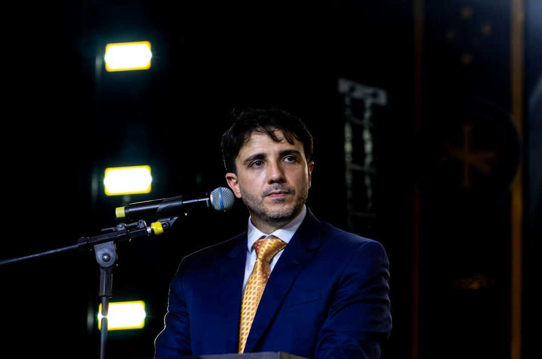politician speaking to press